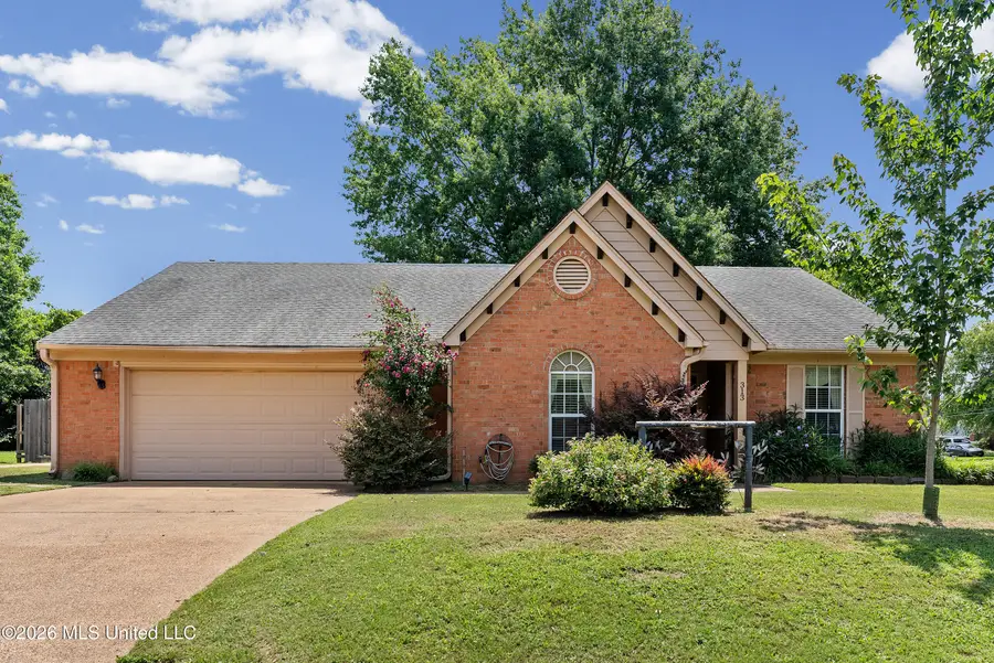 313 Hunter Drive, Senatobia, MS 38668 - #2