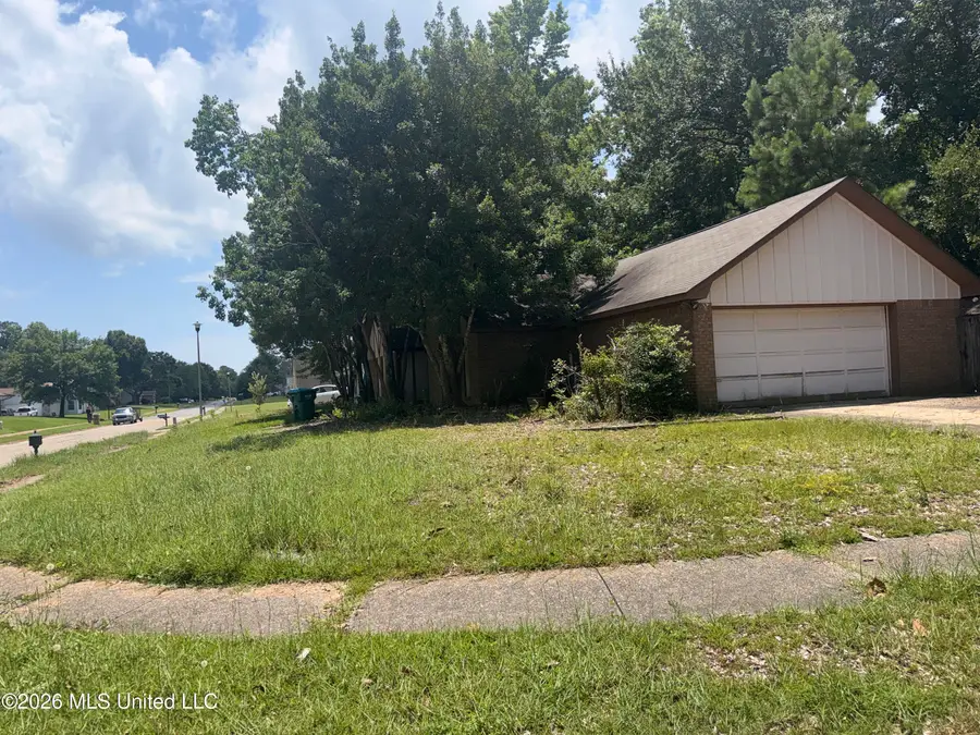 145 Linnet Drive, Ocean Springs, MS 39564 - #2