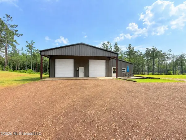 2495 Gore Springs Road, Gore Springs, MS 38929