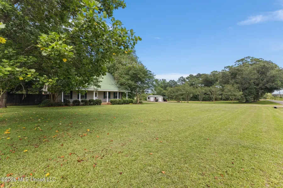 462 Sunset-williamsburg Road, Collins, MS 39428 - #2