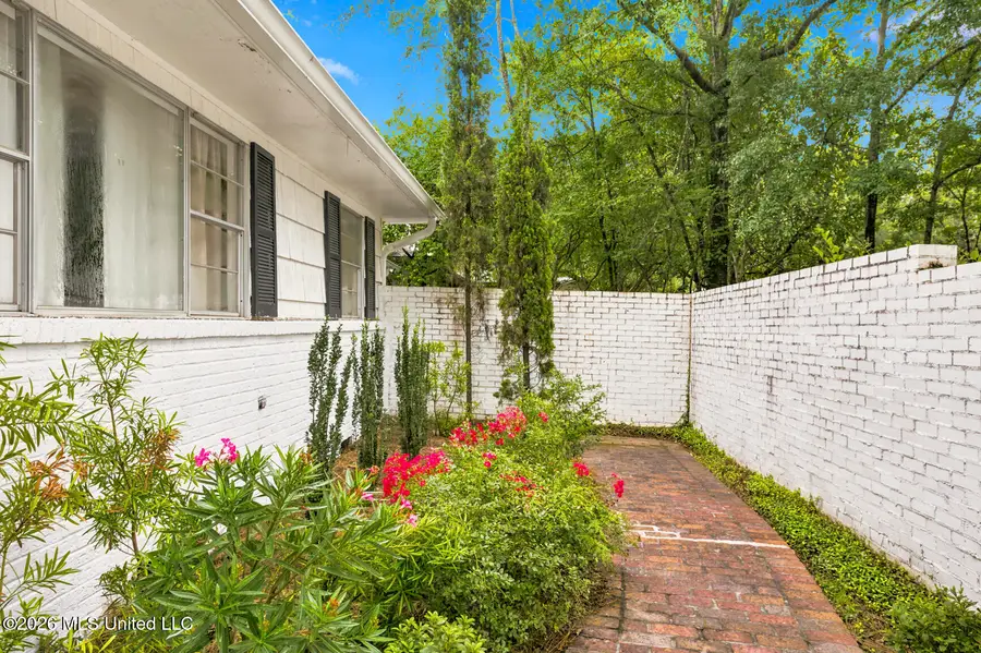 1452 Kimwood Drive, Jackson, MS 39211 - #3
