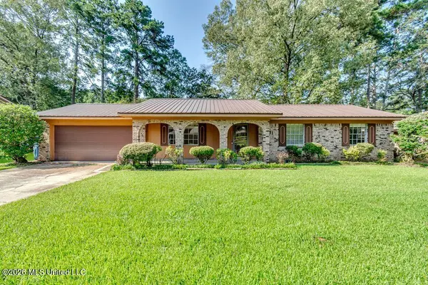 3551 Beaumont Drive, Pearl, MS 39208