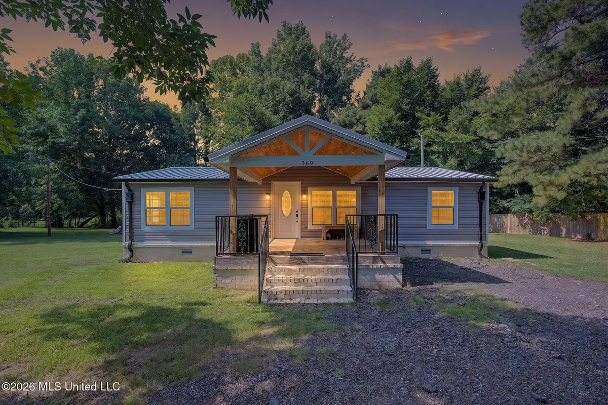369 Meadow View Circle, Byhalia, MS 38611 - #1