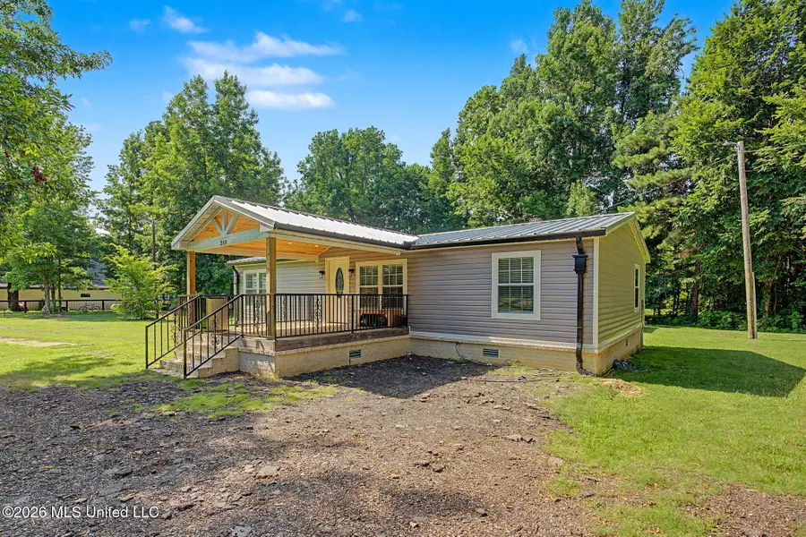 369 Meadow View Circle, Byhalia, MS 38611 - #3