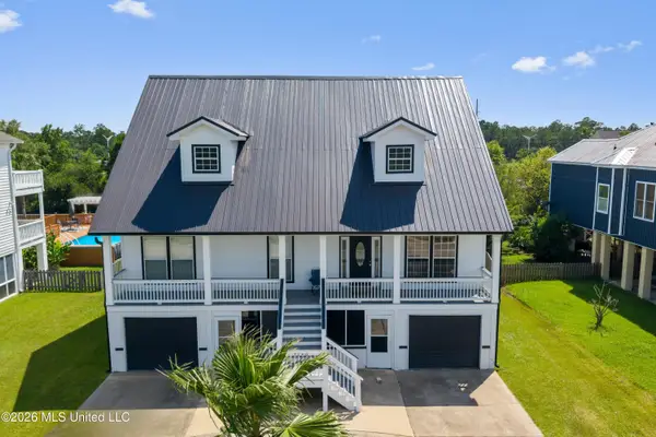 5140 Atlantis Drive, Bay Saint Louis, MS 39520