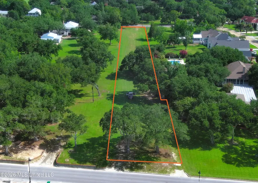 2906 Washington Avenue, Pascagoula, MS 39567 - #3
