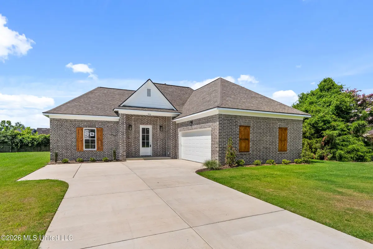 7416 Dunbarton Drive, Horn Lake, MS 38637 - #1