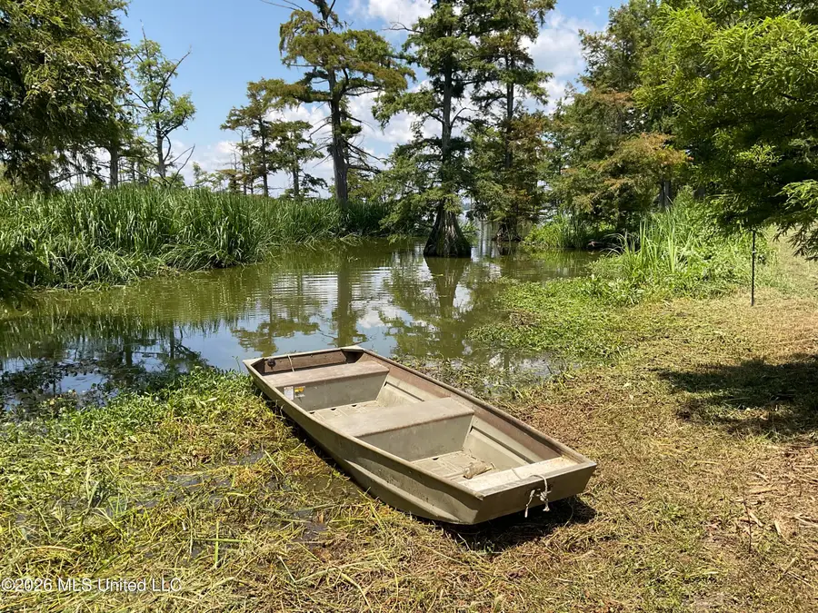 314 Lake Washington Road East, Glen Allan, MS 38744 - #2
