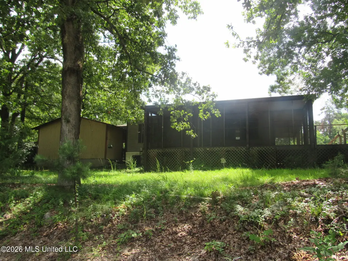 64 Summer Drive, Batesville, MS 38606 - #1