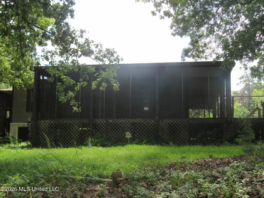 64 Summer Drive, Batesville, MS 38606 - #3