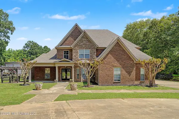 6570 Rolling Hills Drive, Olive Branch, MS 38654