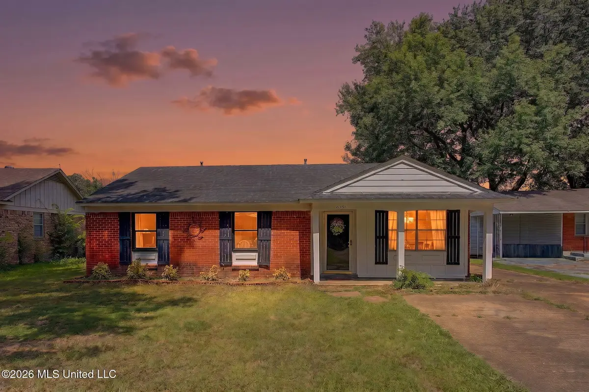 8351 Whitehead Drive, Southaven, MS 38671 - #1
