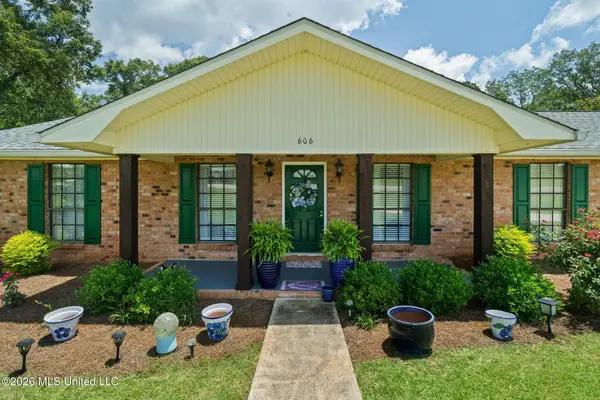 606 Pierce Road, Columbia, MS 39429
