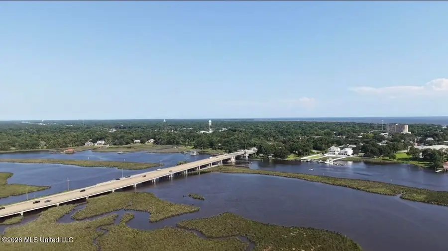 5629 Shore Drive, Ocean Springs, MS 39564 - #2