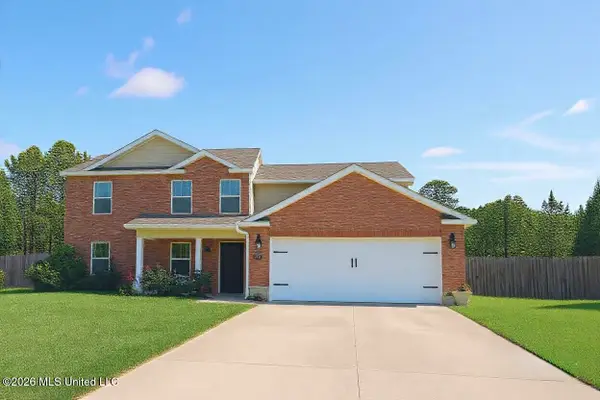 65 Whisperwood Lane, Ocean Springs, MS 39564