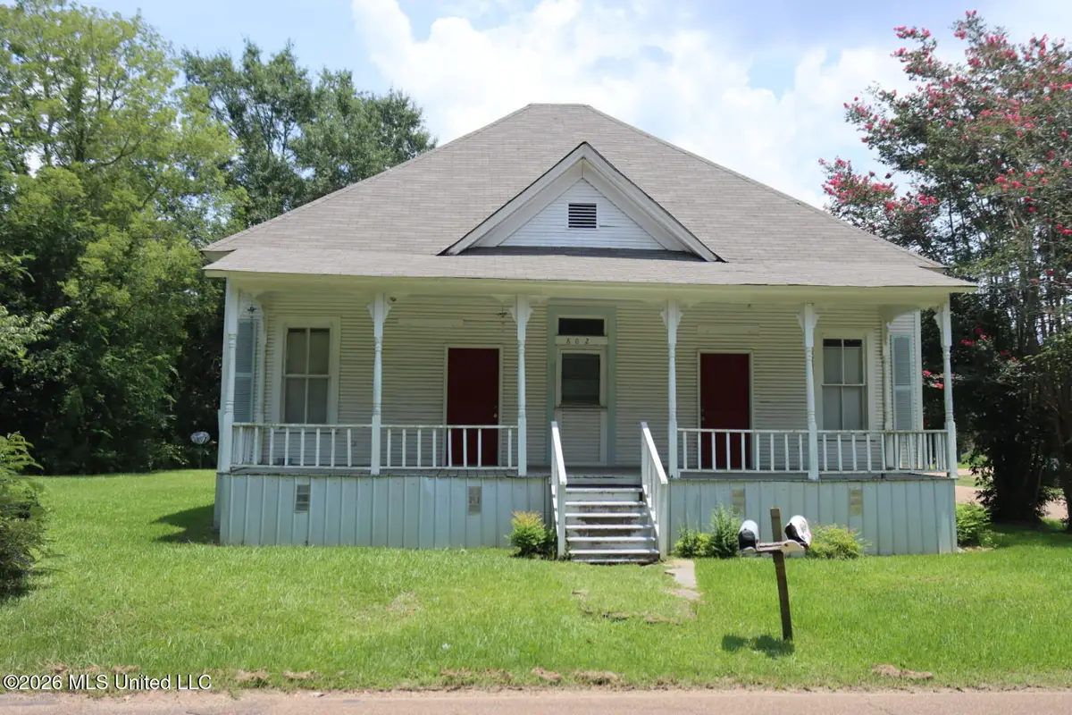 802 Union Street, Brookhaven, MS 39601 - #1