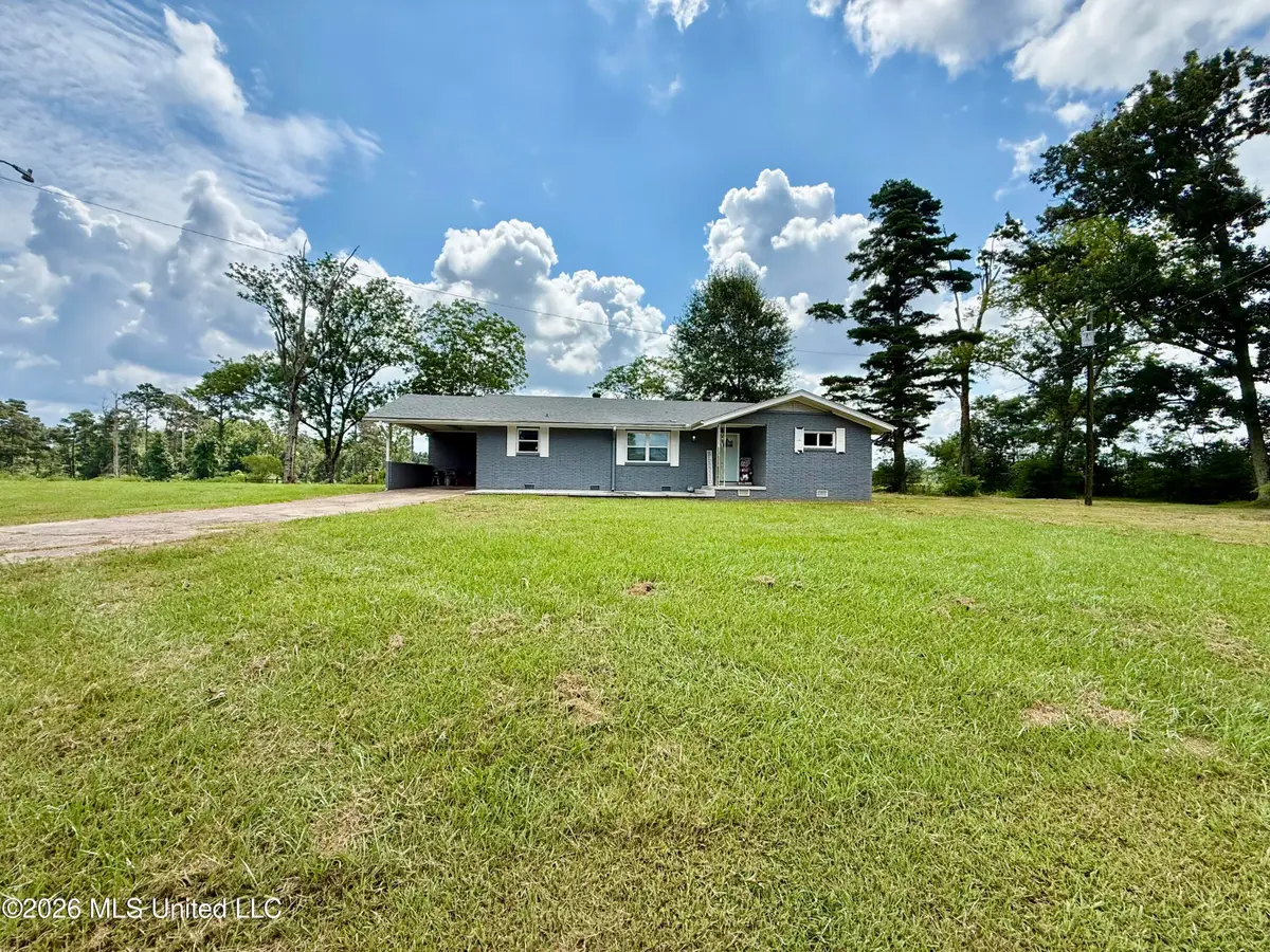 18592 Mississippi 35, Mize, MS 39116 - #1