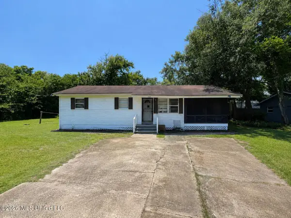 3813 Camellia Street, Moss Point, MS 39563