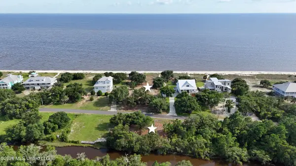 7205 Belle Fontaine Drive, Ocean Springs, MS 39564