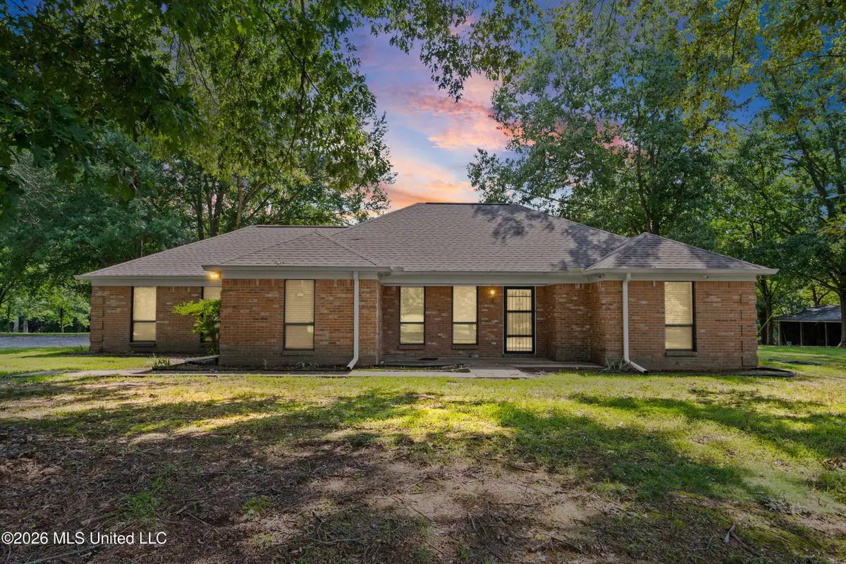 11255 Whispering Pines Drive, Olive Branch, MS 38654 - #1