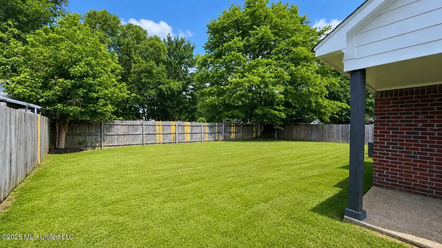 5635 Kentwood Drive, Horn Lake, MS 38637 - #3