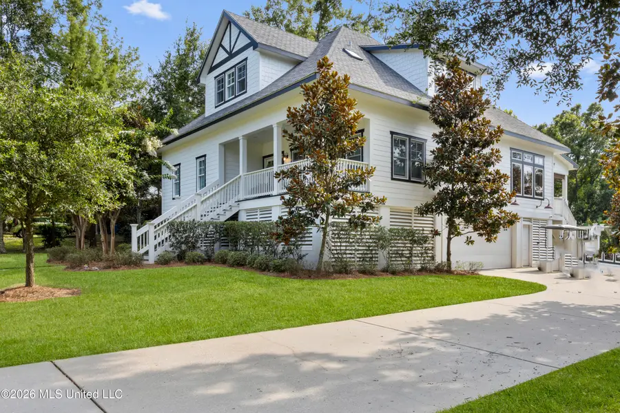 1305 Fort Street, Ocean Springs, MS 39564 - #2
