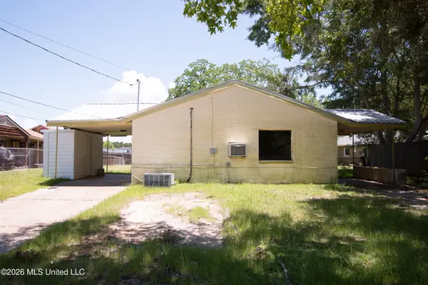 3106 Wesley Street, Pascagoula, MS 39567