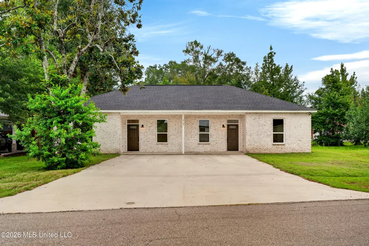 427 Dozier Street, Picayune, MS 39466 - #1