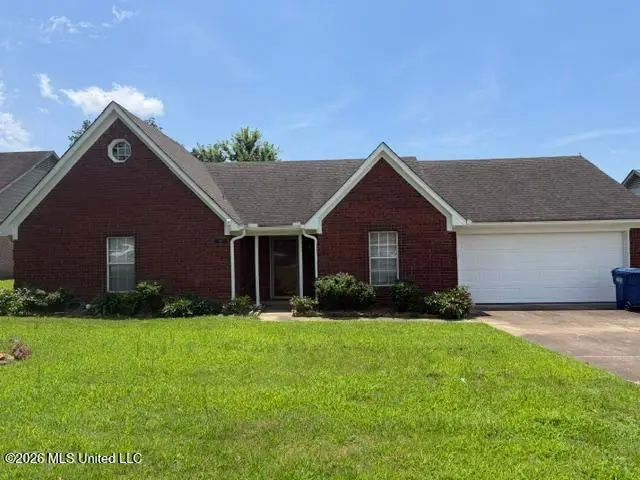 1867 Thomas Street, Horn Lake, MS 38637 - #1