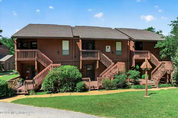 134 Lakeside Villla, Diamondhead, MS 39525