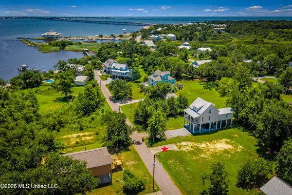 112 Leopold Street, Bay Saint Louis, MS 39520