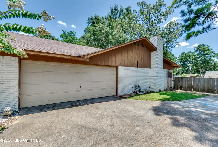 126 Ridge Road, Brandon, MS 39042 - #3
