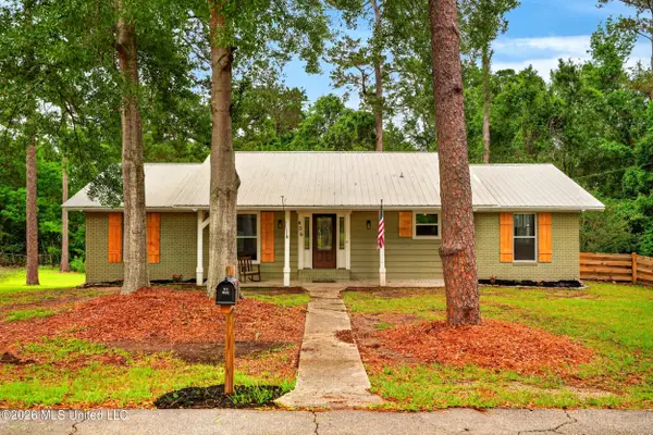 606 Briarwood Lane, Picayune, MS 39466
