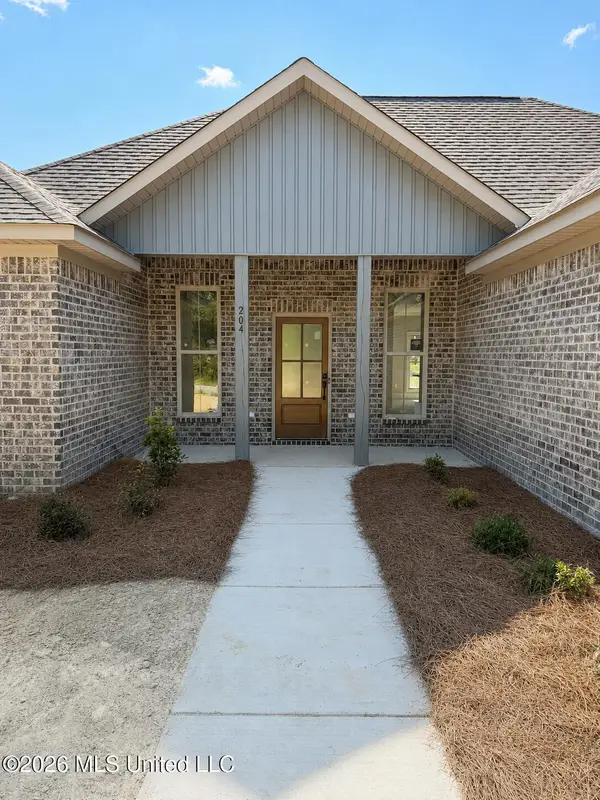 215 Vernon Jones Avenue, Brandon, MS 39047