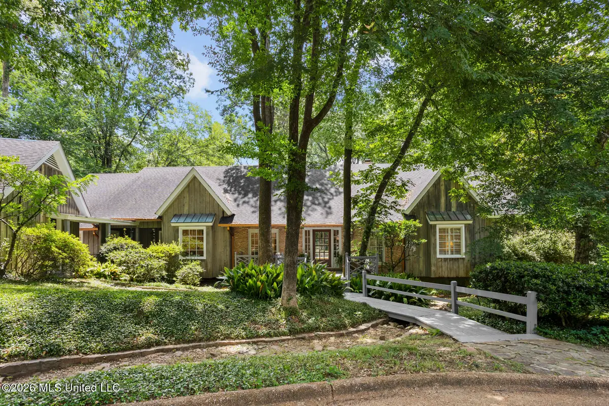 12 E Hill Drive, Jackson, MS 39216 - #1