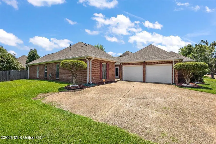109 Navajo Circle, Clinton, MS 39056 - #3