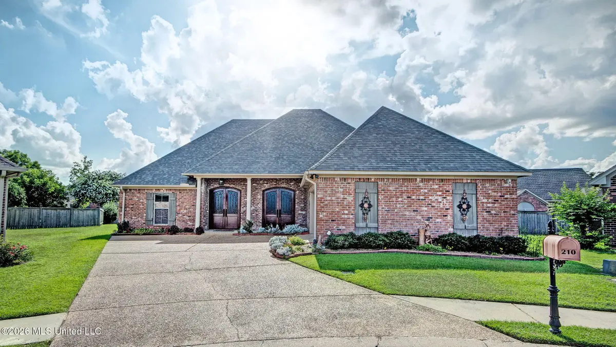 210 Tradition Cove, Flowood, MS 39232 - #1