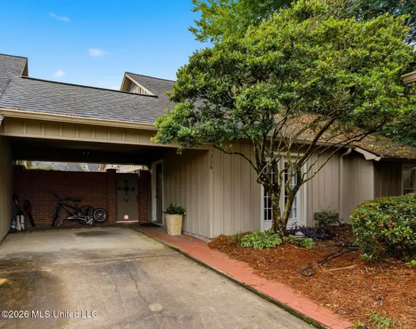 316 River Place, Jackson, MS 39211