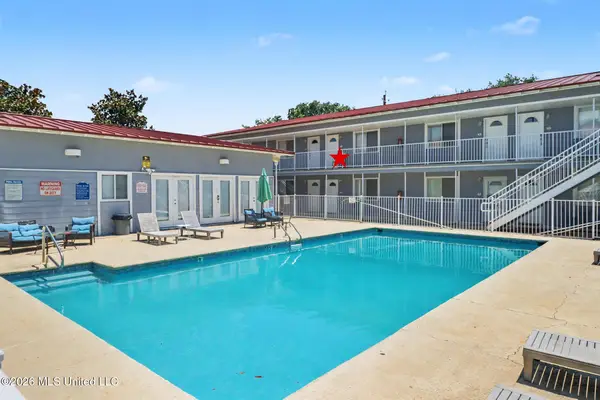 1664 Beach Boulevard, Biloxi, MS 39531