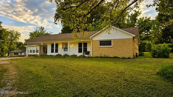 35 Highway 301, Lake Cormorant, MS 38641