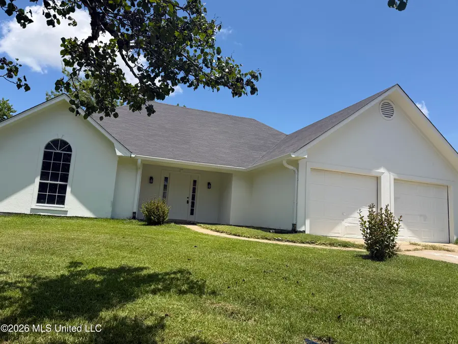 2818 Burma, Pearl, MS 39208 - #2