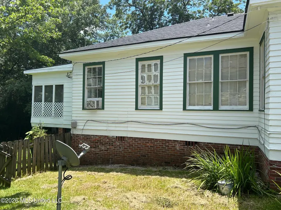 828 N Jefferson Street, Jackson, MS 39202 - #3