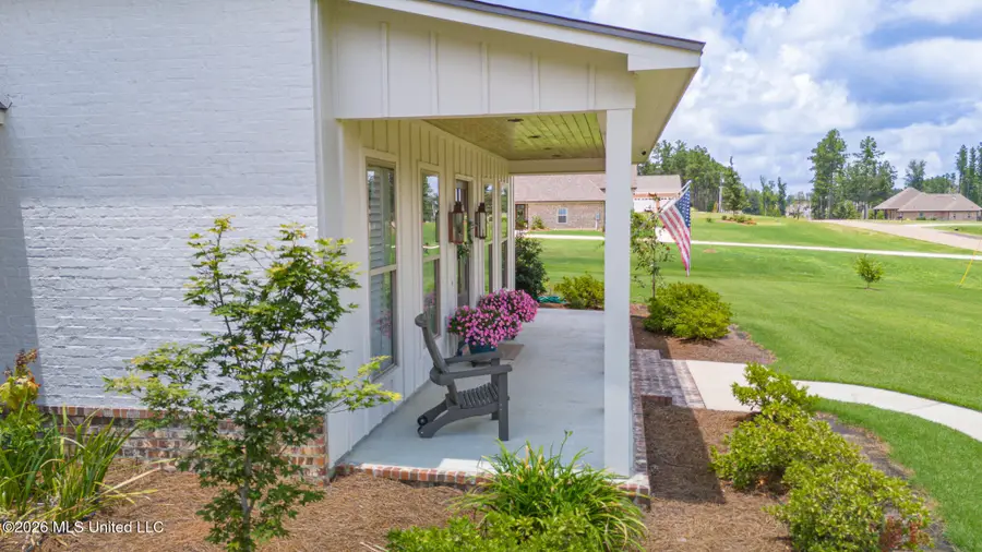 170 Fallen Oak Drive, Brandon, MS 39047 - #2