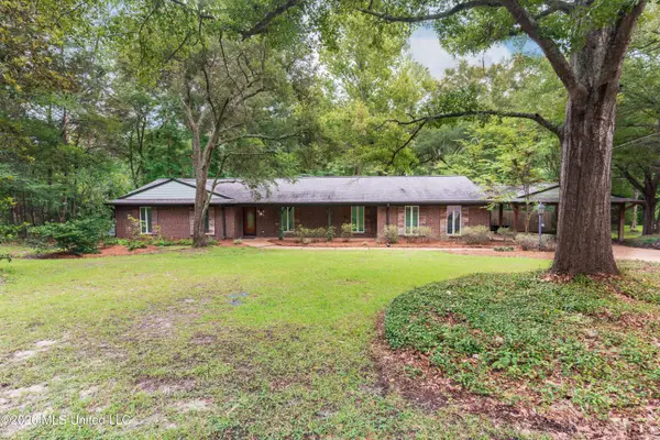 105 Mclendon Drive, Raymond, MS 39154