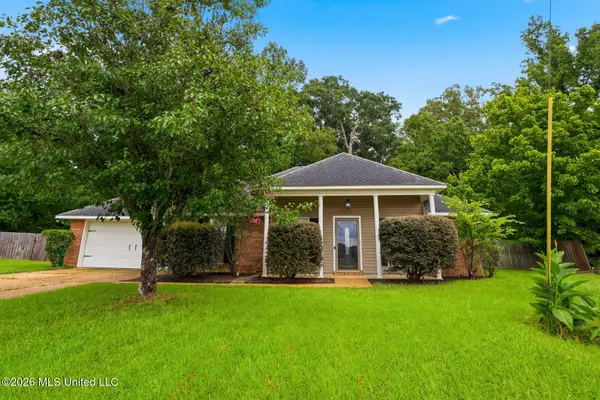 1100 Bullrun Drive, Byram, MS 39272