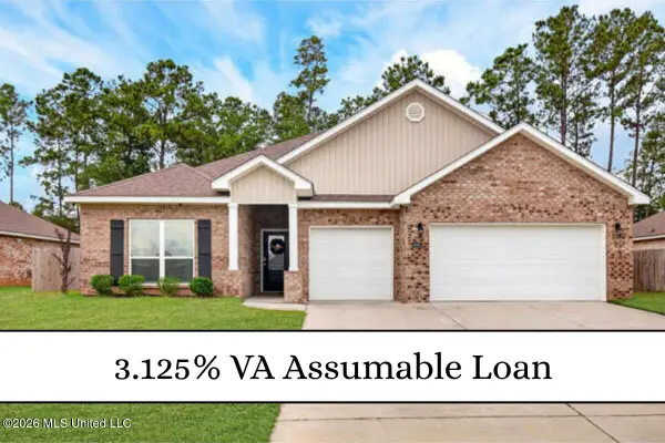 6001 Penni Lane, Ocean Springs, MS 39564