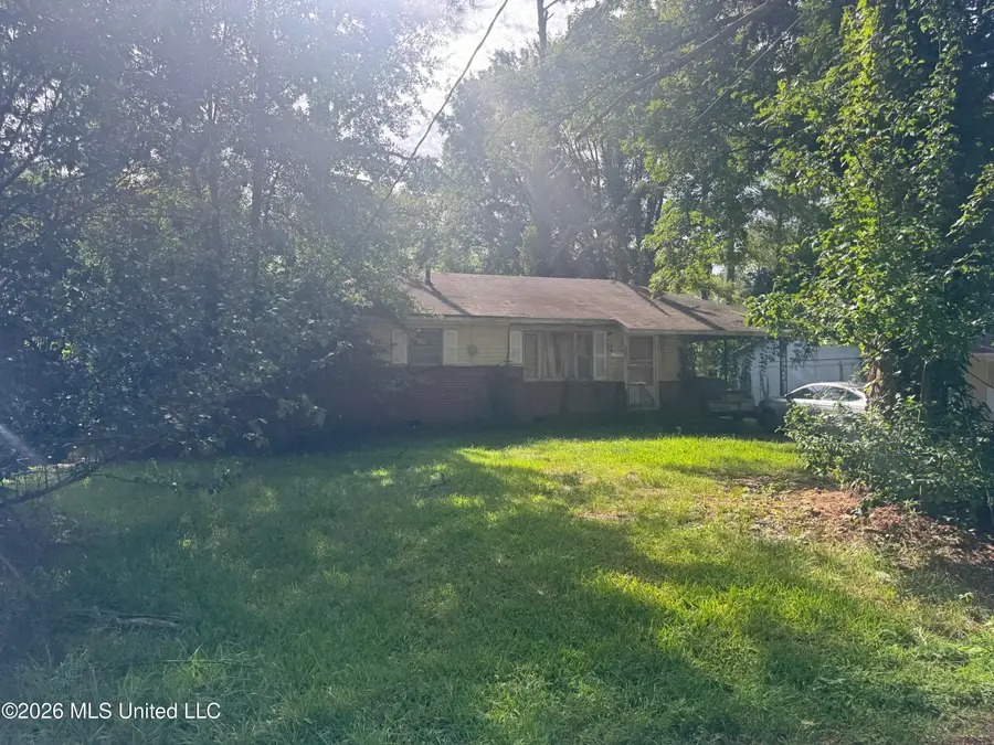 2826 Tara Road, Jackson, MS 39212 - #2