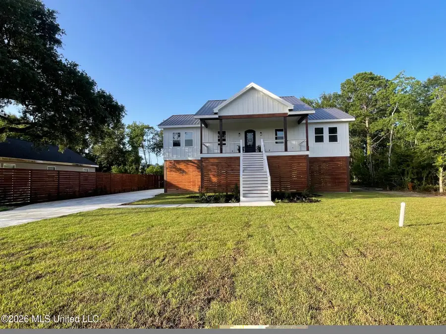 120 Grosvenor Place, Waveland, MS 39576 - #2