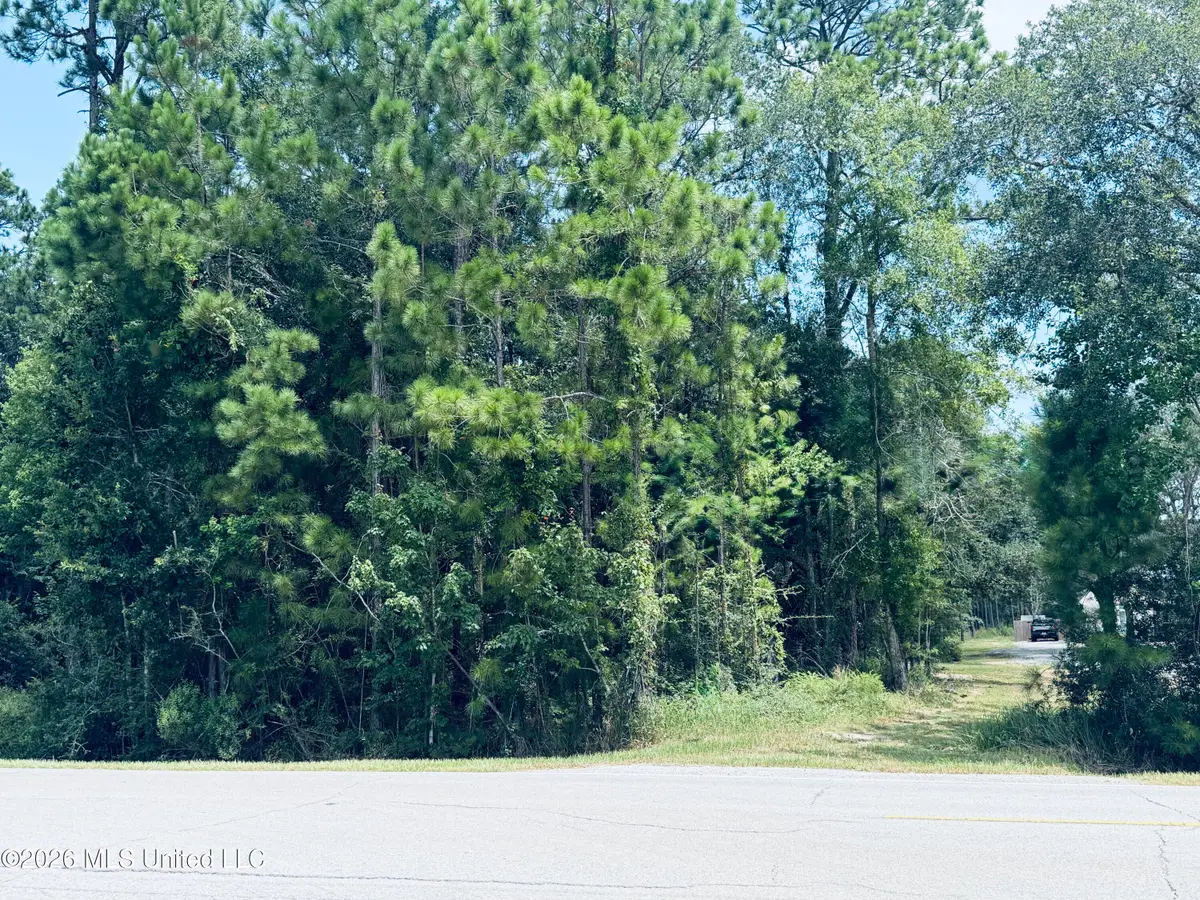 000 Old Spanish Trail, Ocean Springs, MS 39564 - #1