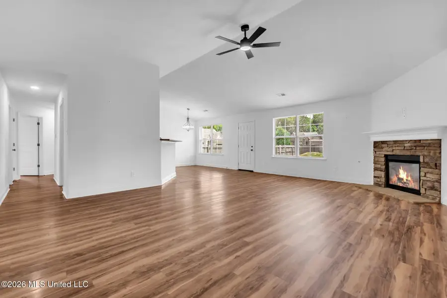 7692 E Brierfield Drive, Southaven, MS 38672 - #3